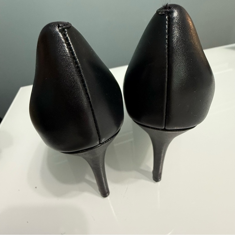 Cole Haan Black Leather Pumps – Size 6B - Picture 6 of 7